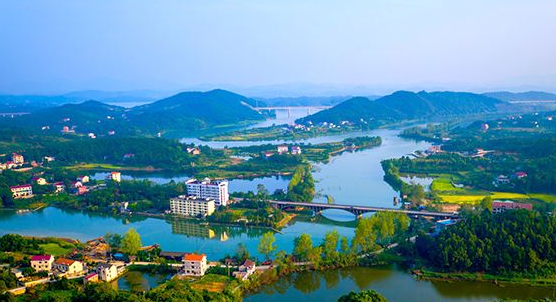 婁底經開區(qū)：打造“3+1”產業(yè)集群 推動產業(yè)結構調整